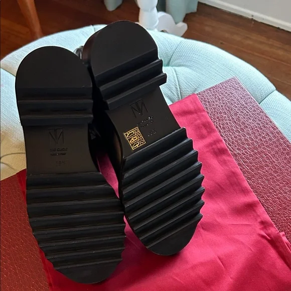 Tamara Mellon Black Leather Winter Boots - Picture 3 of 6